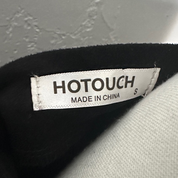 Elegant Black Fringe Sleeveless Top - Picture 8 of 9